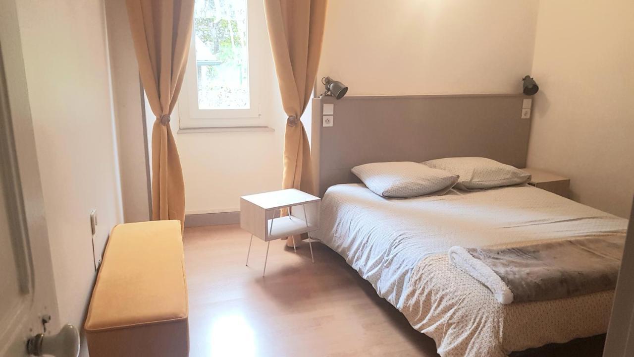 Saint-Léons Maison D'Hotes "La Pierre Pointue" المظهر الخارجي الصورة